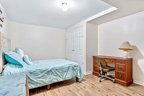 82 Fordway Extension Derry NH 03038