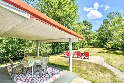 82 Fordway Extension Derry NH 03038