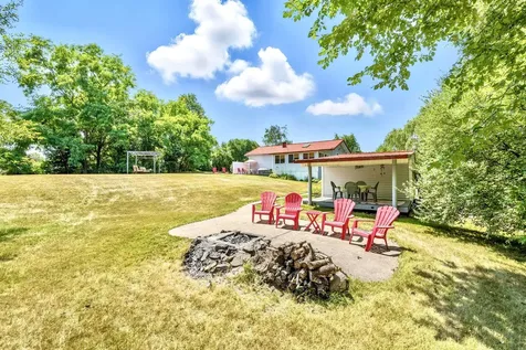 82 Fordway Extension Derry NH 03038