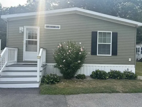 607 Sherwood Glen Somersworth NH 03878