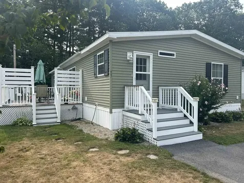 607 Sherwood Glen Somersworth NH 03878