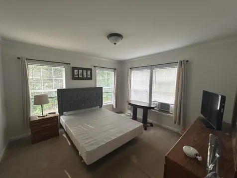 607 Sherwood Glen Somersworth NH 03878