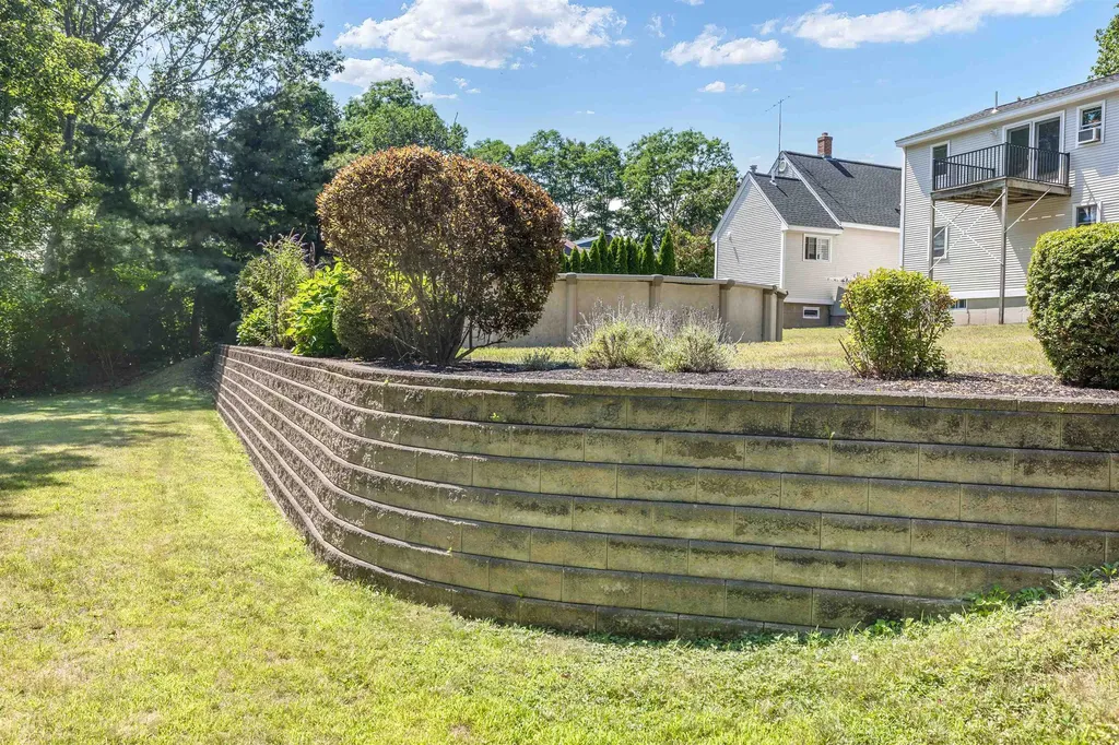 9 Garden Street Portsmouth NH 03801