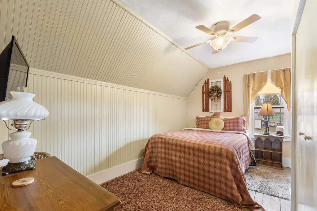 1495 Main Street Pittsburg NH 03592