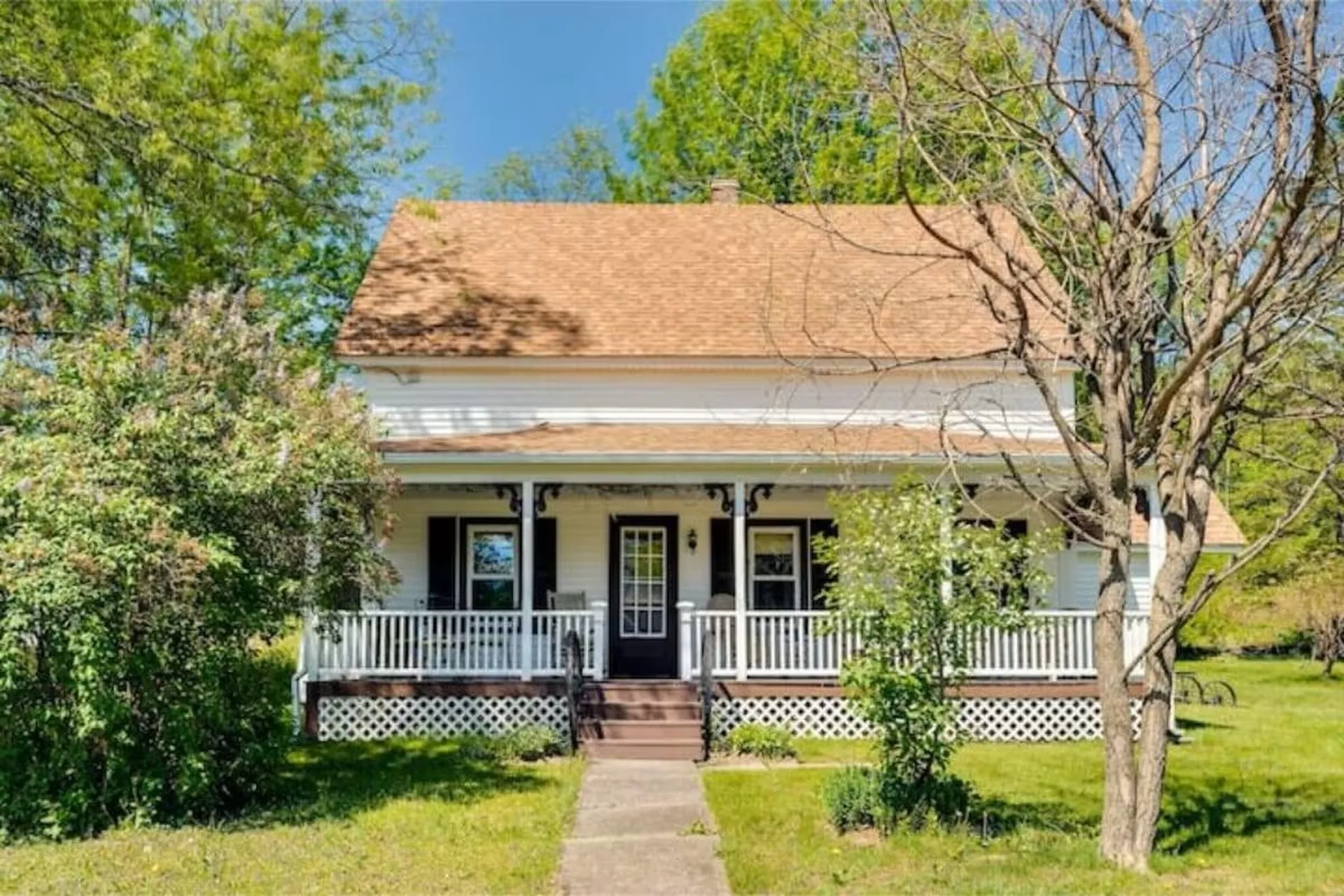 1495 Main Street Pittsburg NH 03592