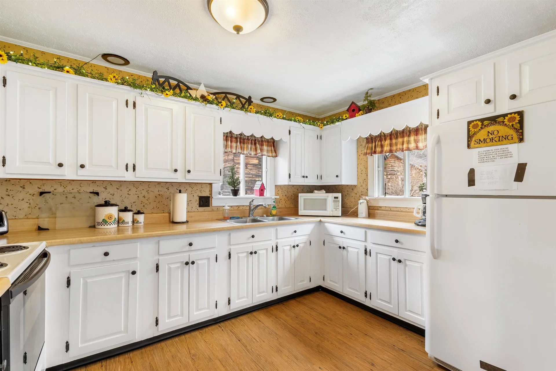 1495 Main Street Pittsburg NH 03592