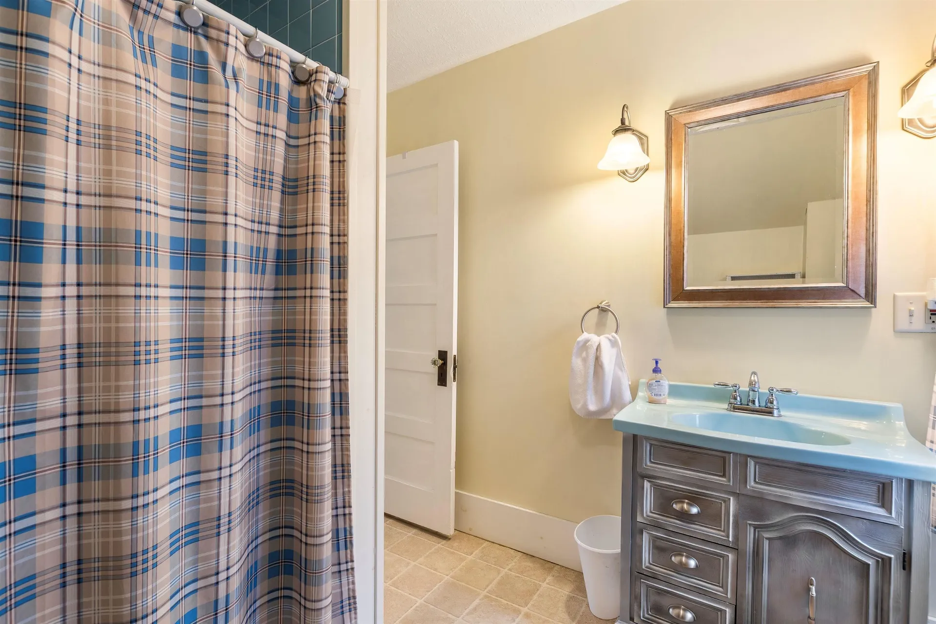 1495 Main Street Pittsburg NH 03592