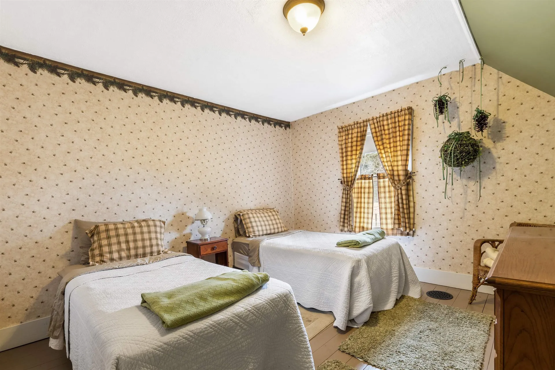 1495 Main Street Pittsburg NH 03592