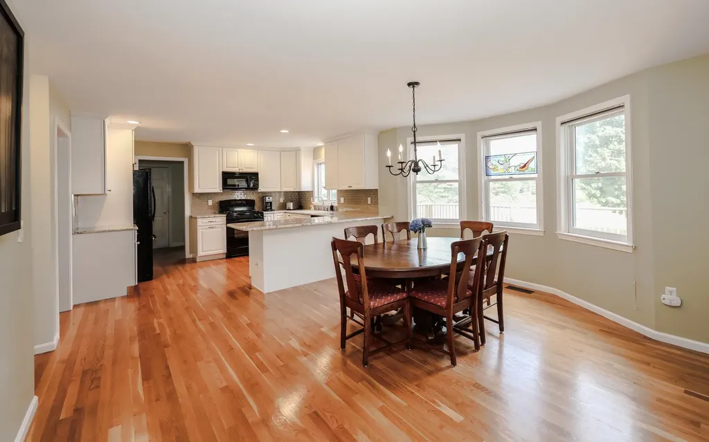 4 Jennifer Lane Amherst NH 03031
