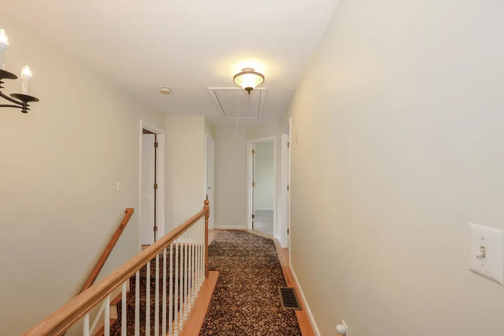 4 Jennifer Lane Amherst NH 03031