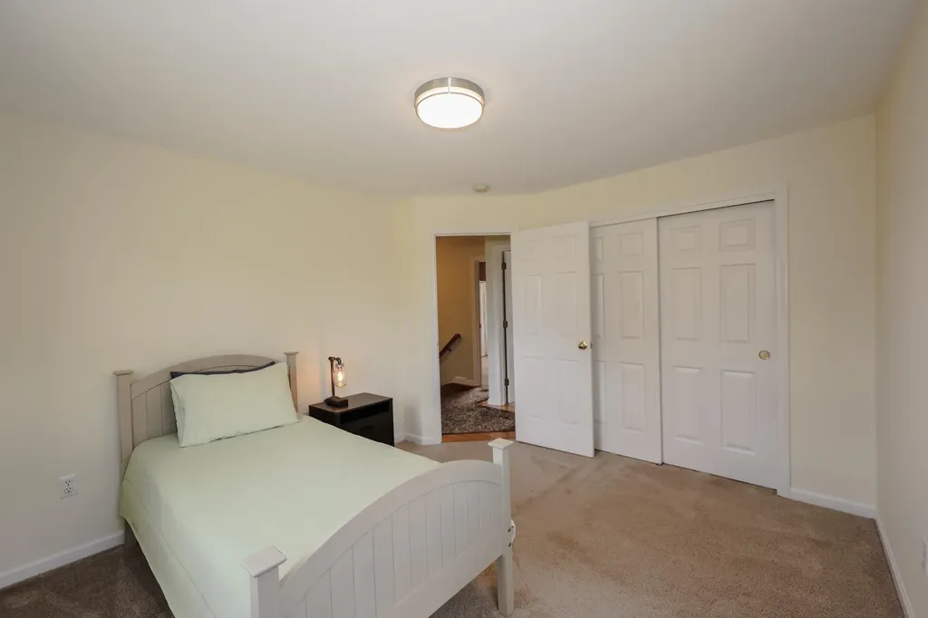 4 Jennifer Lane Amherst NH 03031