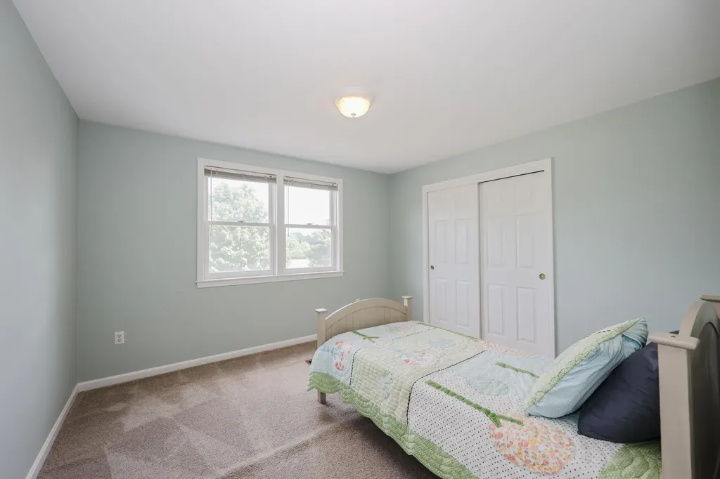 4 Jennifer Lane Amherst NH 03031