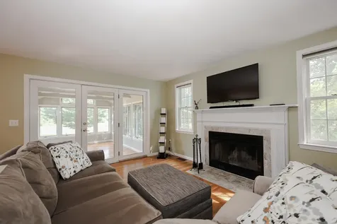 4 Jennifer Lane Amherst NH 03031