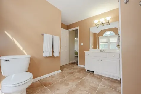 4 Jennifer Lane Amherst NH 03031