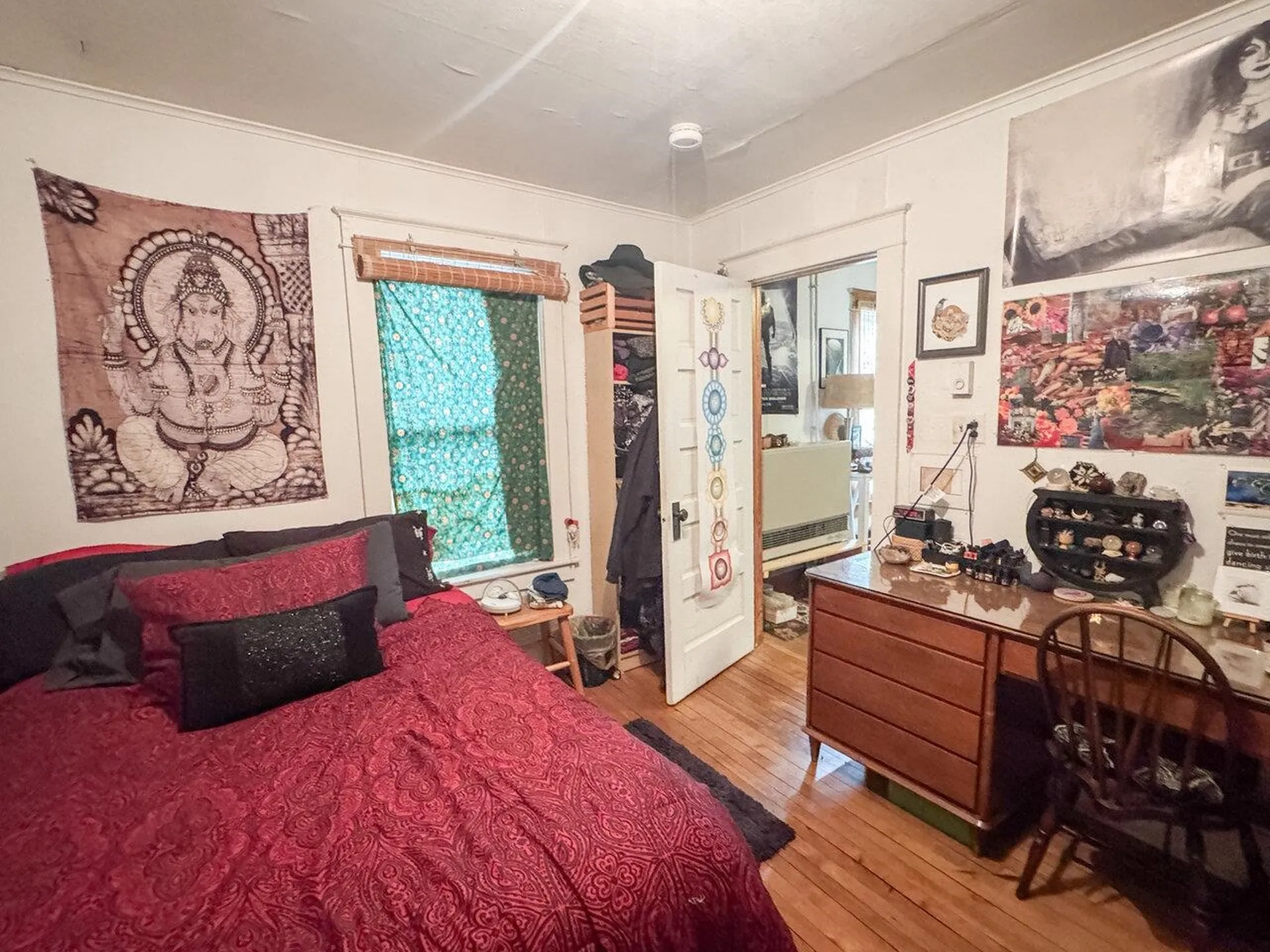 54 Hayward Street Burlington VT 05401-0000