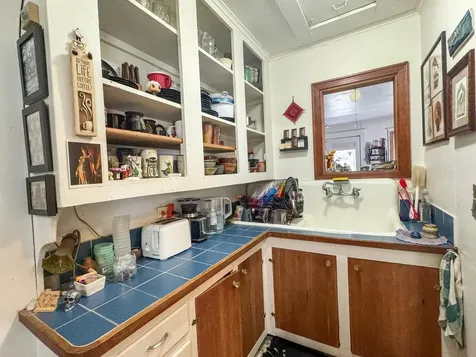 54 Hayward Street Burlington VT 05401-0000