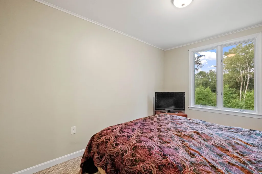 29 Granite Ledge Road Thornton NH 03285