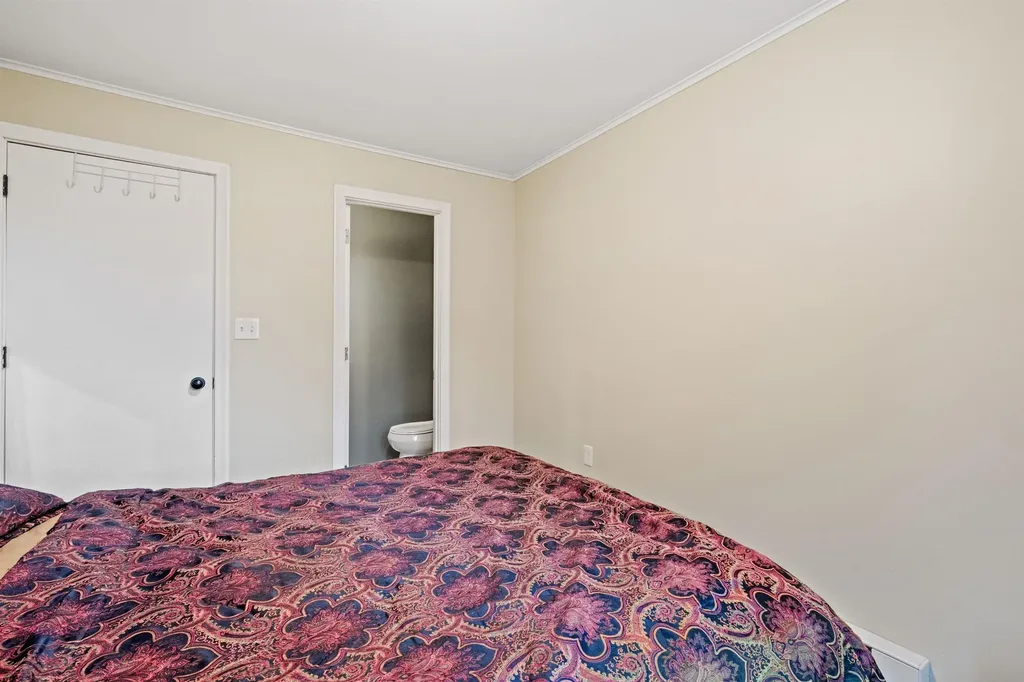 29 Granite Ledge Road Thornton NH 03285