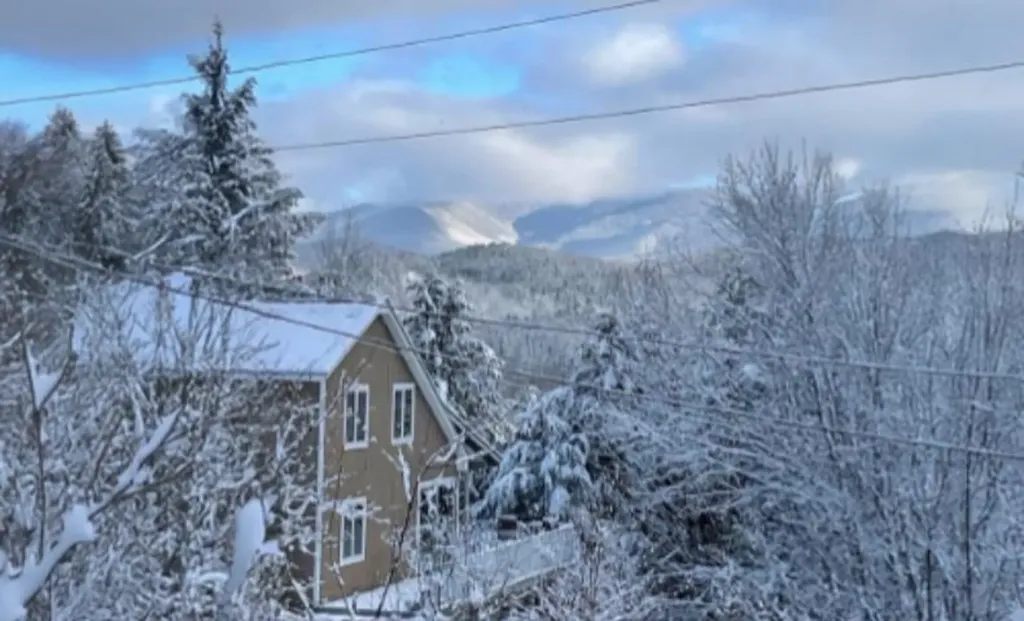 29 Granite Ledge Road Thornton NH 03285