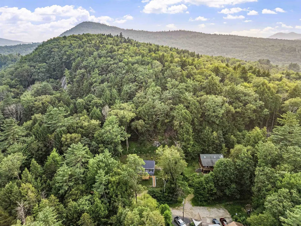 29 Granite Ledge Road Thornton NH 03285