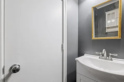 29 Granite Ledge Road Thornton NH 03285