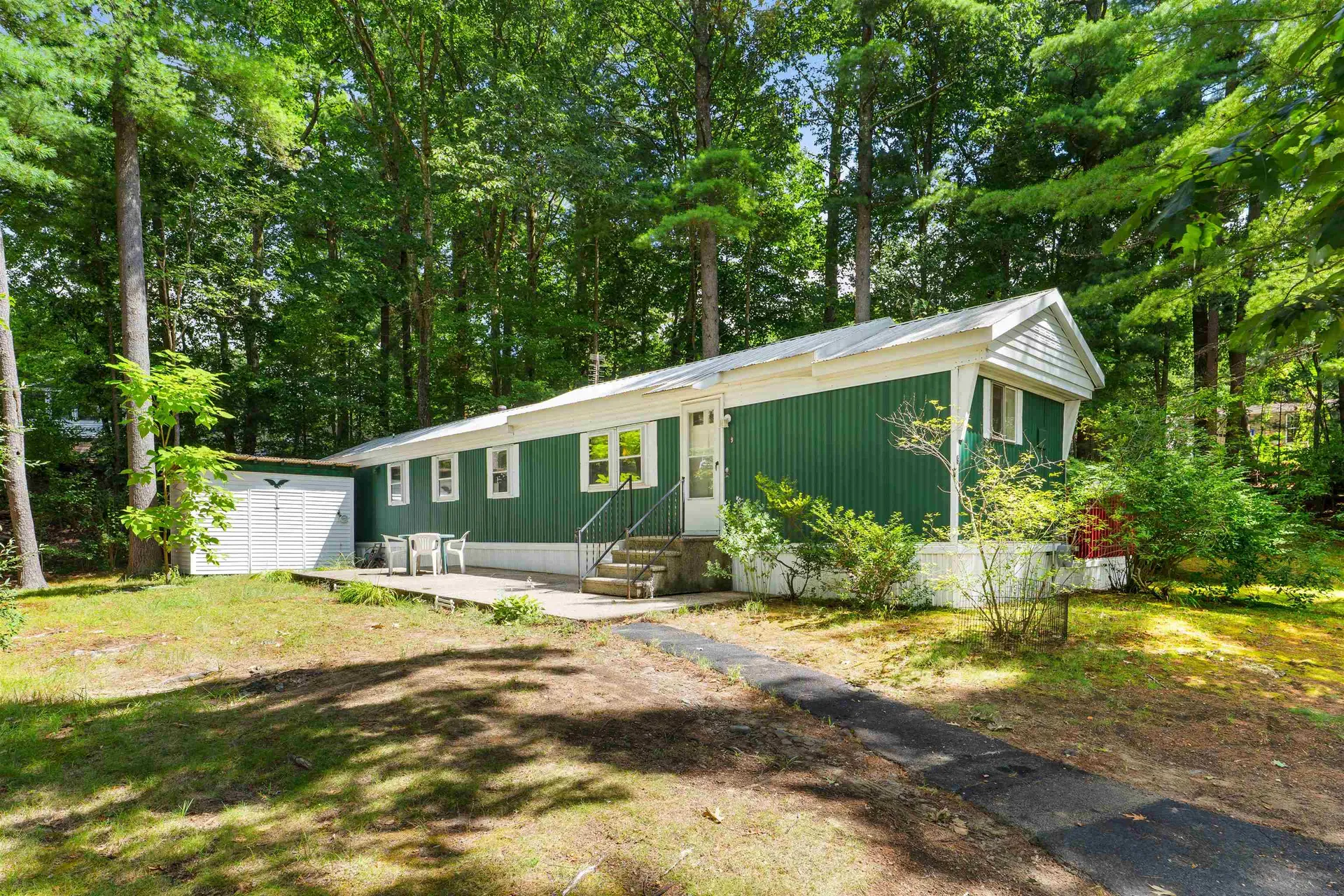 9 Westerdale Drive Nashua NH 03063