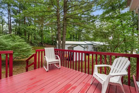 9 Westerdale Drive Nashua NH 03063