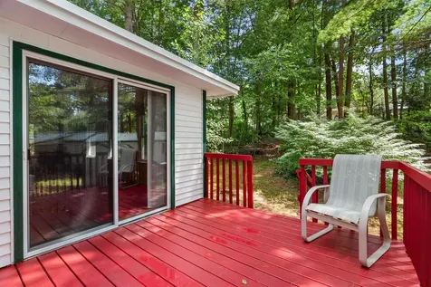 9 Westerdale Drive Nashua NH 03063