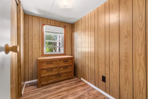 9 Westerdale Drive Nashua NH 03063