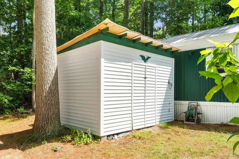 9 Westerdale Drive Nashua NH 03063