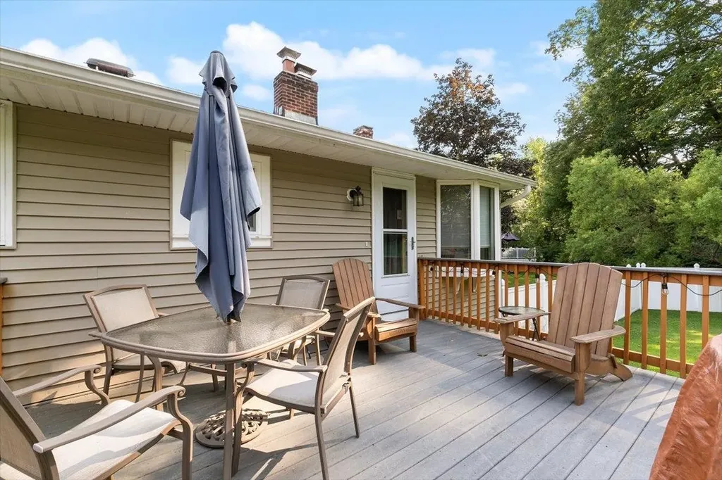 8 Joseph Road Salem NH 03079