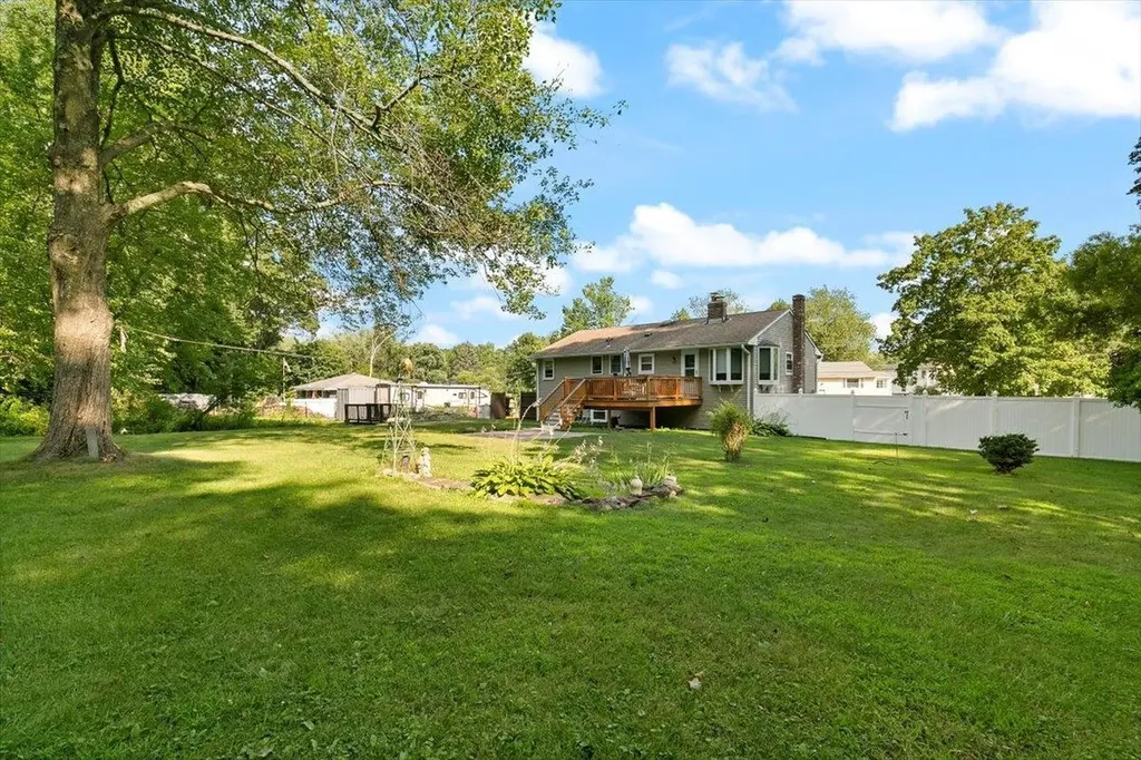 8 Joseph Road Salem NH 03079