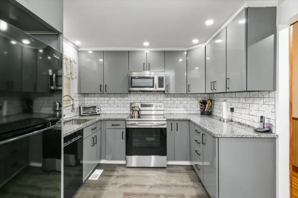 8 Joseph Road Salem NH 03079