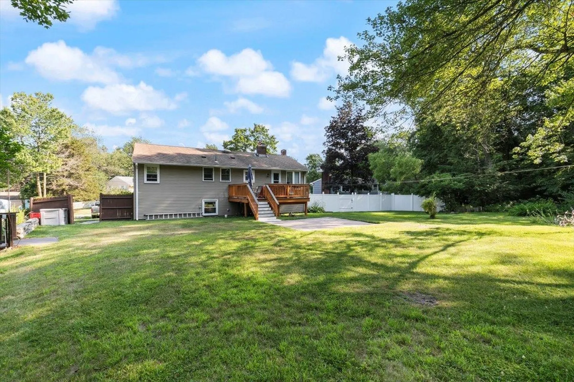 8 Joseph Road Salem NH 03079