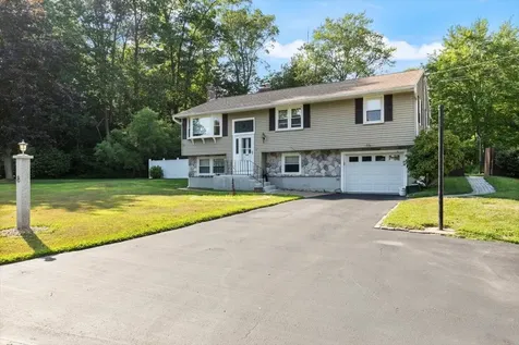 8 Joseph Road Salem NH 03079