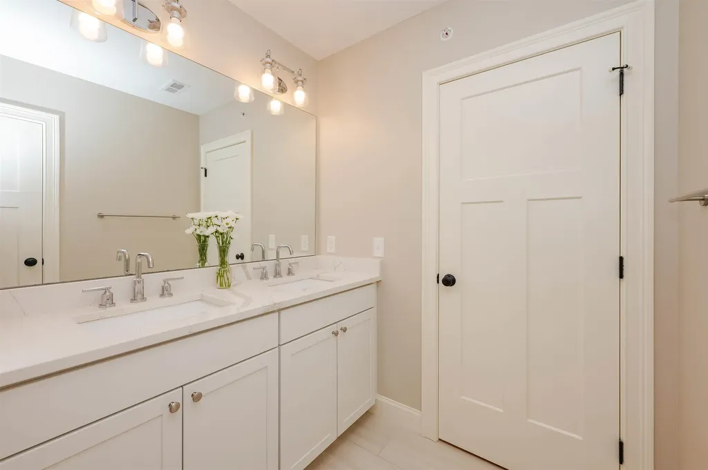 40 Northfield Drive Dover NH 03820