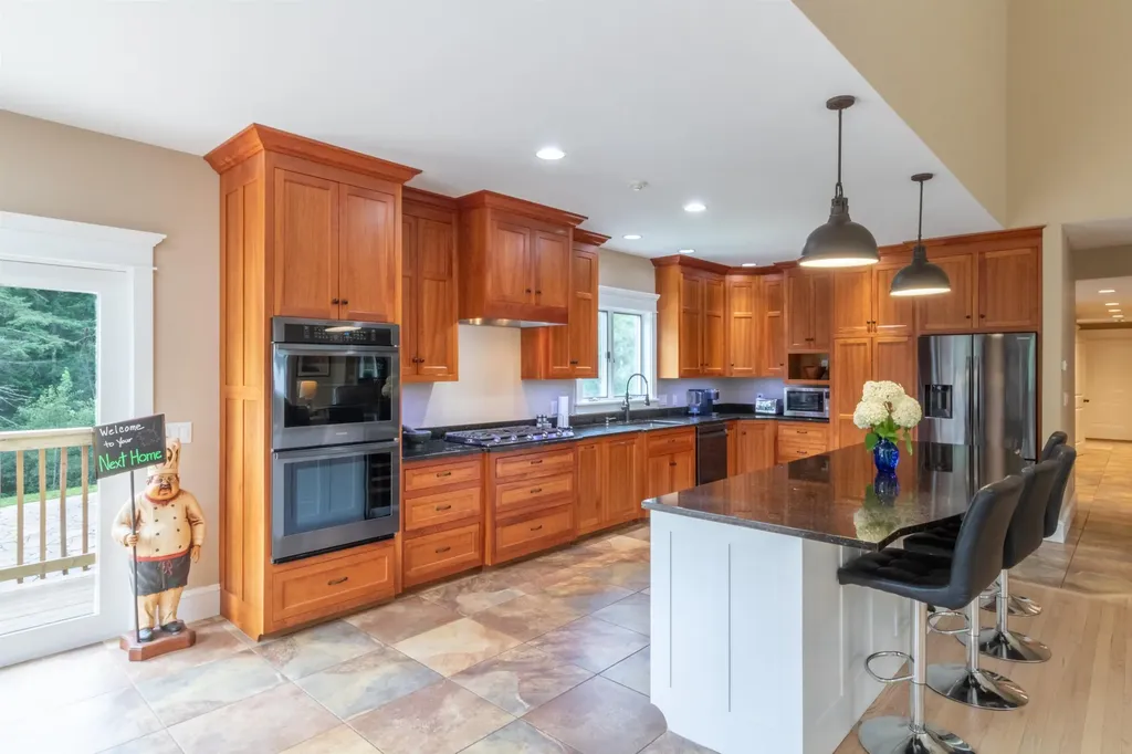1504 Lake Road Newport City VT 05855
