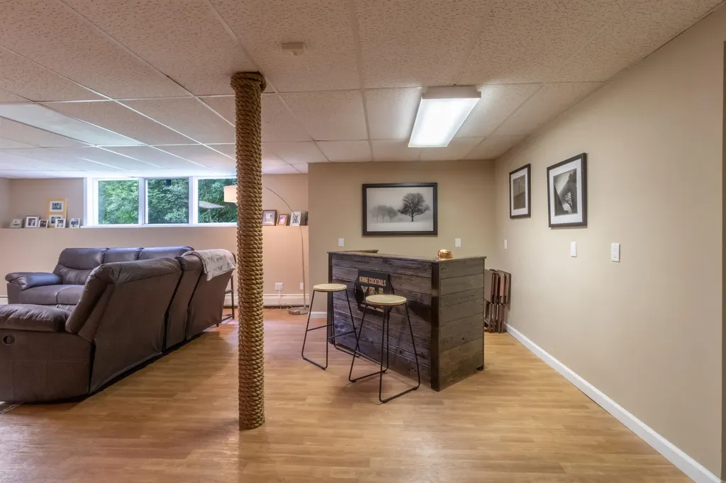 1504 Lake Road Newport City VT 05855