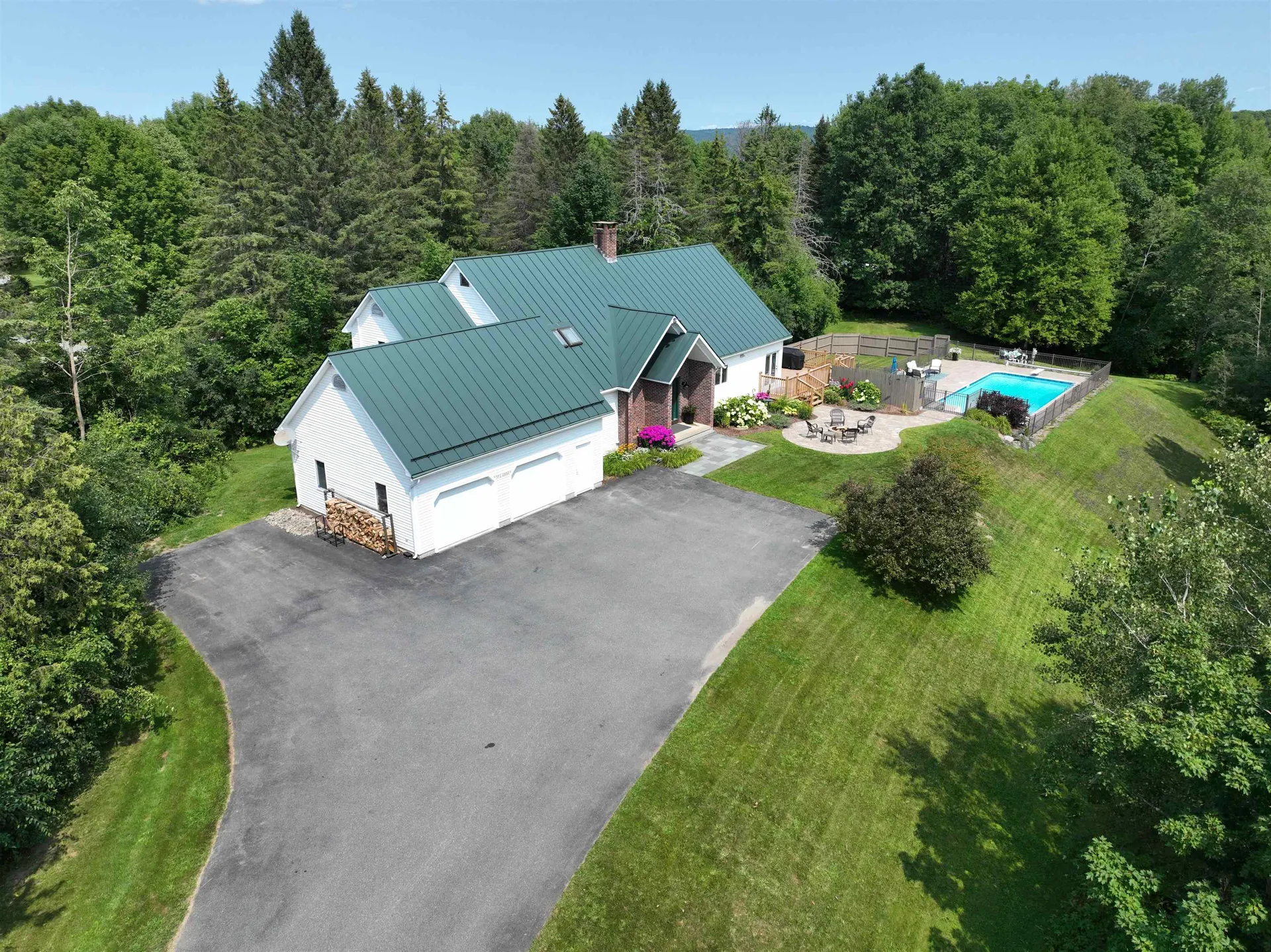 1504 Lake Road Newport City VT 05855