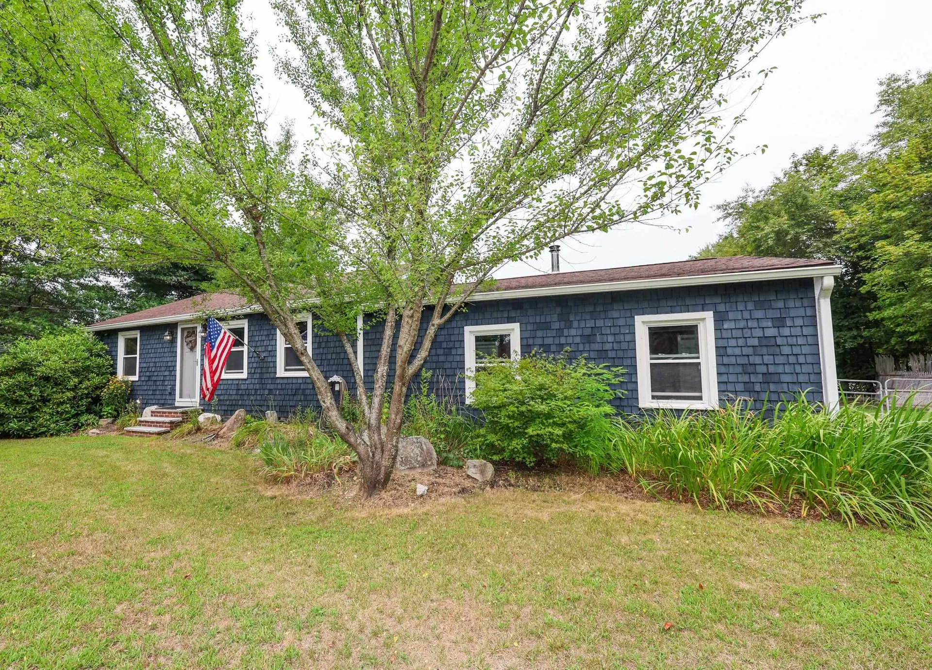 24 Stearns Road Amherst NH 03031