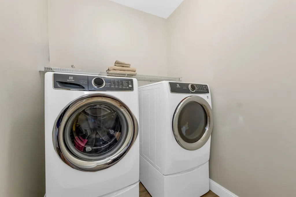 185 Ambrose Way Wolfeboro NH 03894