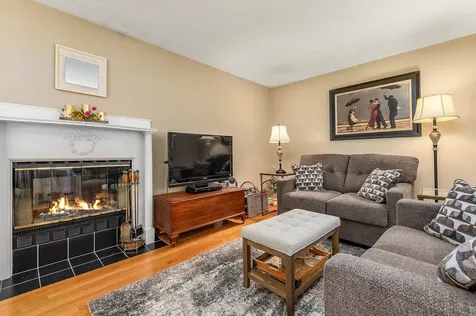 12 Spollett Drive Derry NH 03038
