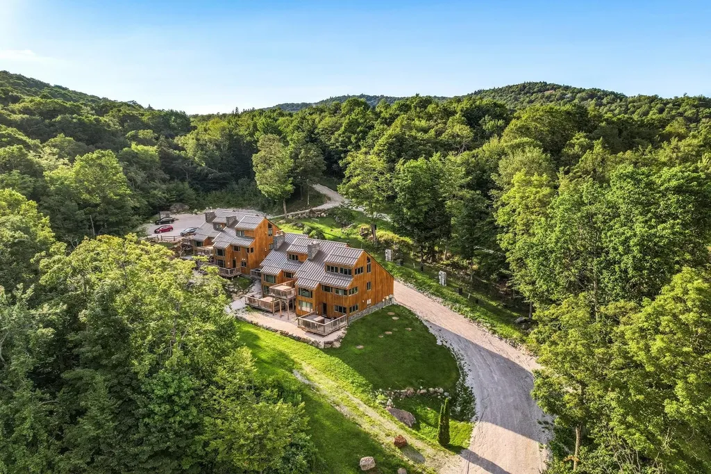 424 Trailside Drive Killington VT 05751