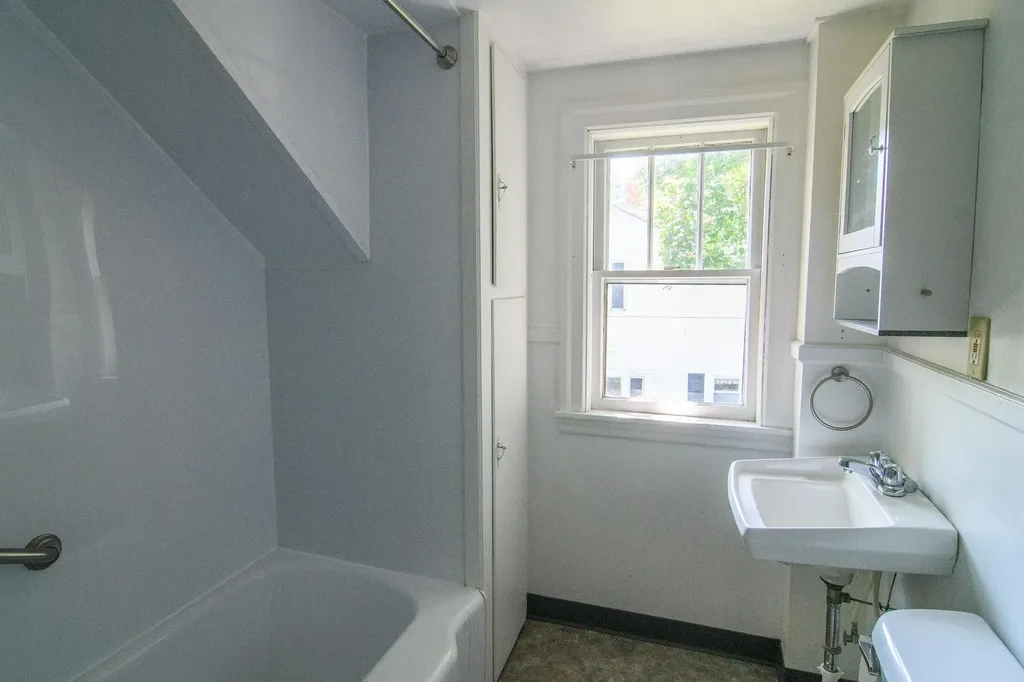 45 Blakeslee Street Brattleboro VT 05301