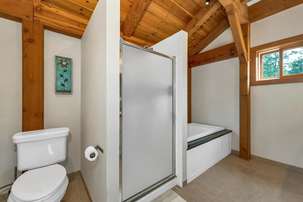 22 Prospect Ridge Road Holderness NH 03245