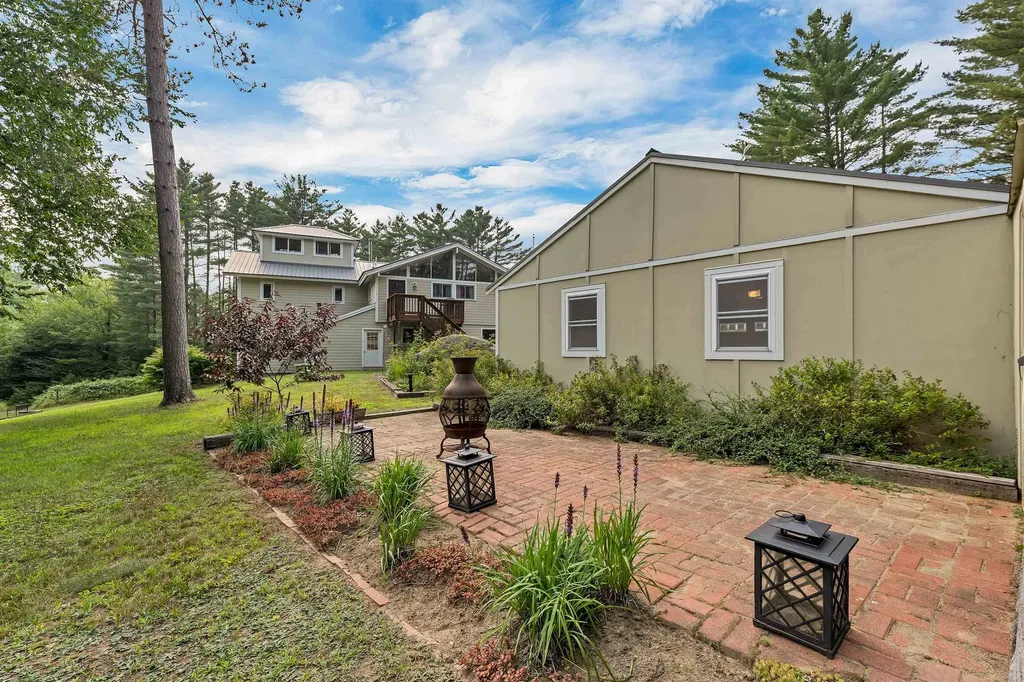 22 Prospect Ridge Road Holderness NH 03245