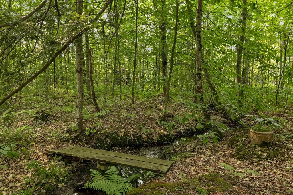 22 Prospect Ridge Road Holderness NH 03245