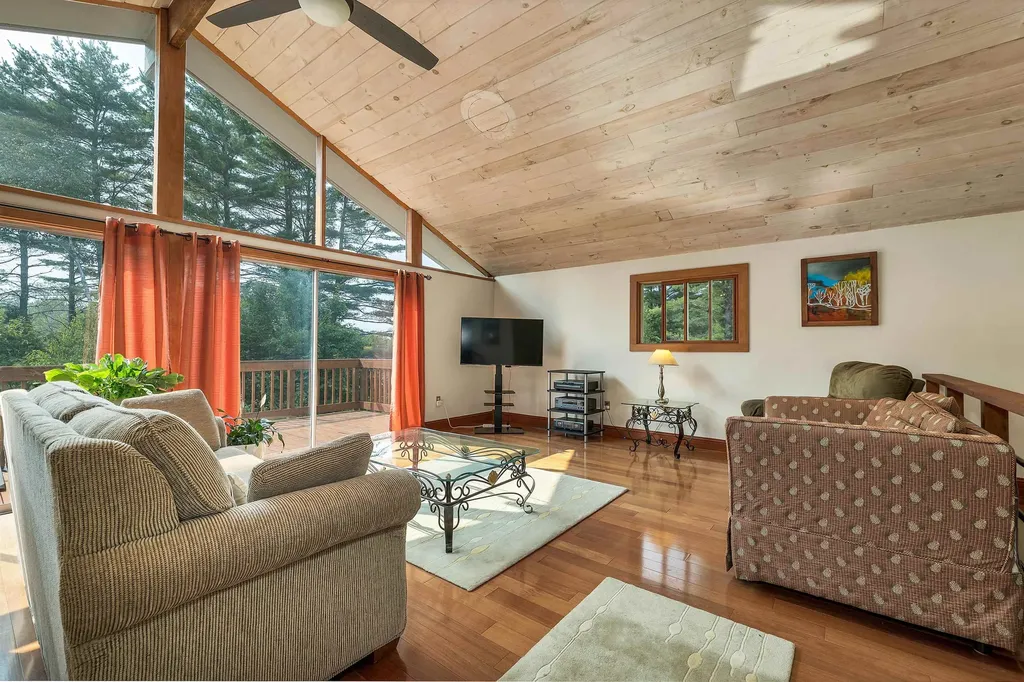 22 Prospect Ridge Road Holderness NH 03245