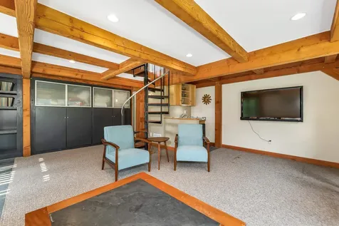 22 Prospect Ridge Road Holderness NH 03245