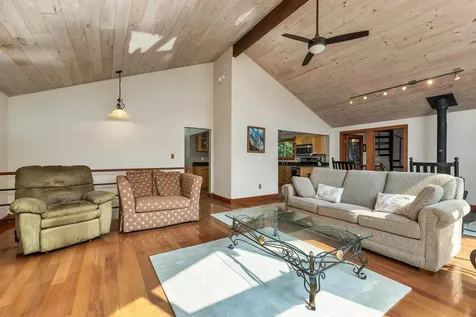 22 Prospect Ridge Road Holderness NH 03245